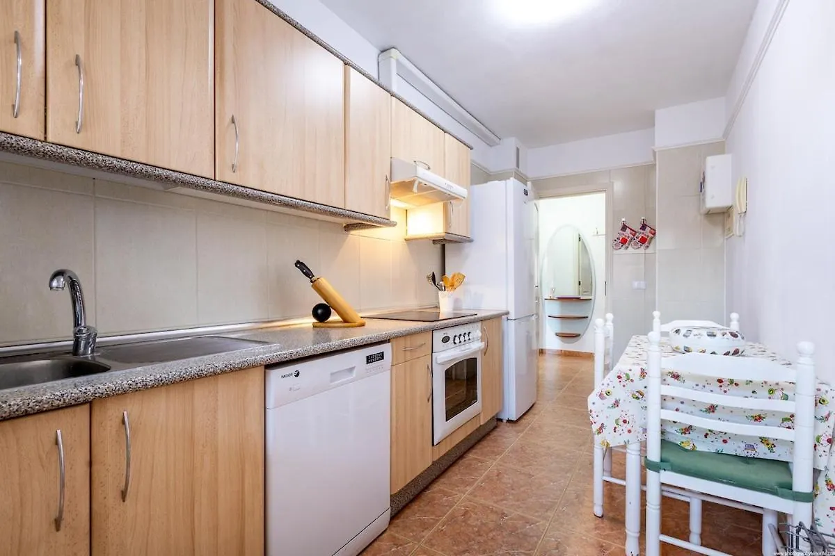 Cerca De La Playa Y Comodo By Cabana Rentals Candelaria Apartman